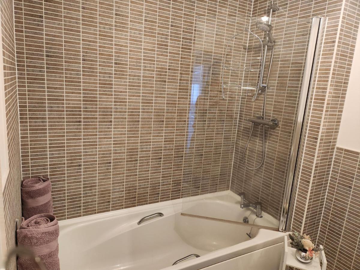 Apartment Rothwell Swansea